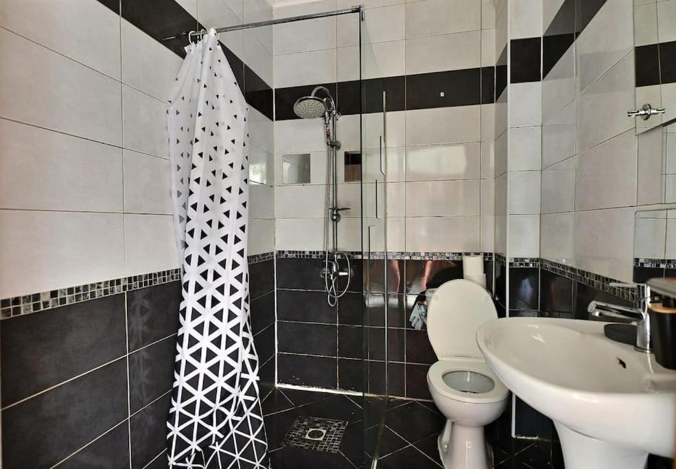 Appartement Charmant Tres Proche Centre-Ville, Parking Gratuits, Mulhouse Centre Exterior foto